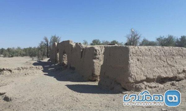 شهری در شرق کرمان که تپه های شنی دیدنی دارد